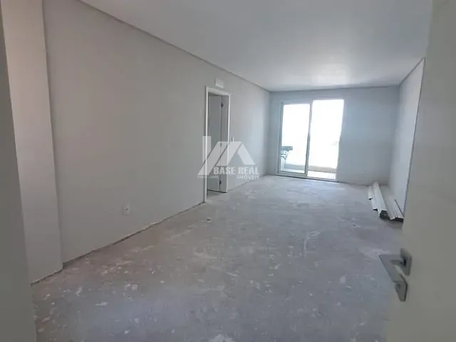 Apartamento 3 quartos e 2 banheiros, à venda, no bairro Centro em Ponta Grossa