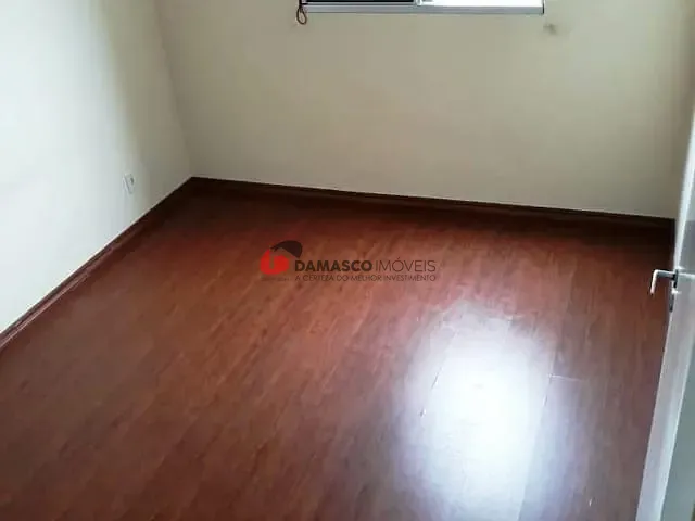 Apartamento 2 quartos e 1 banheiro, à venda, no bairro São João Clímaco em São Paulo