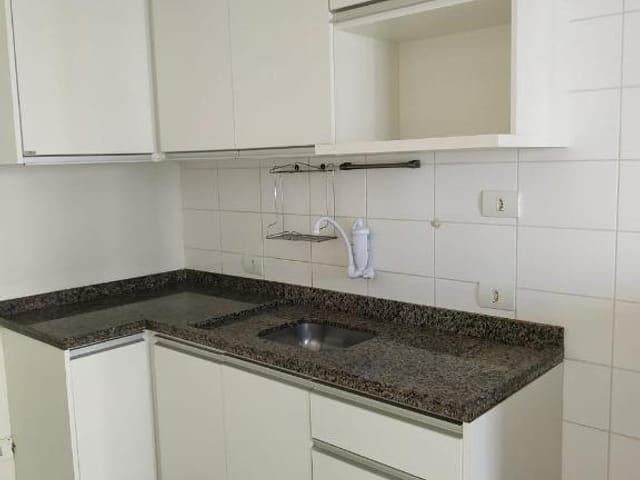 Apartamento com 119m² 3 quartos e 2 banheiros, para alugar, no bairro Andrade em Londrina