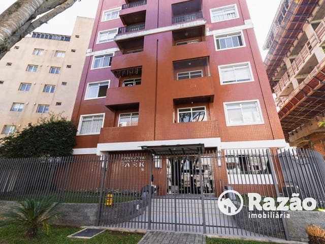 Apartamento 3 quartos e 3 banheiros, para alugar, no bairro Juvevê em Curitiba
