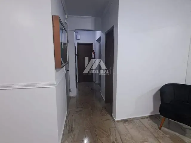 Apartamento com 192m² 3 quartos e 4 banheiros, à venda, no bairro Centro em Ponta Grossa