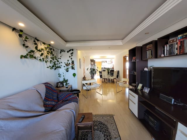 Apartamento 3 quartos e 2 banheiros, à venda, no bairro Madureira em Caxias do Sul