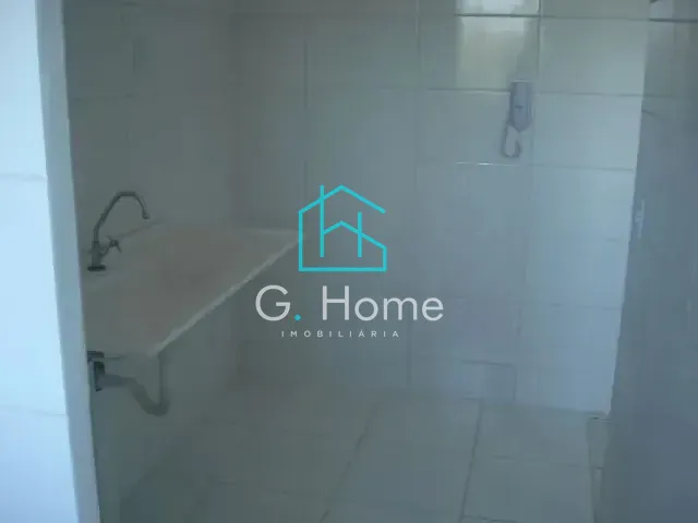 Apartamento com 65m² 3 quartos e 1 banheiro, à venda, no bairro Centro em Cambé