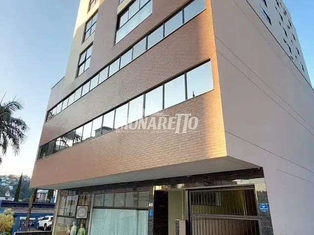 Apartamento com 120m² 2 quartos e 2 banheiros, para alugar, no bairro Centro em Concórdia