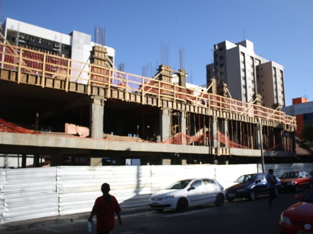 Apartamento com 155m² 3 quartos e 2 banheiros, à venda, no bairro Centro em Ponta Grossa