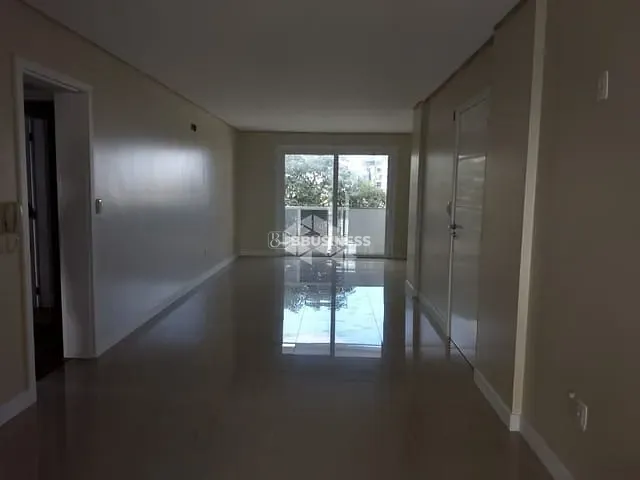 Apartamento 3 quartos e 1 banheiro, à venda, no bairro Madureira em Caxias do Sul