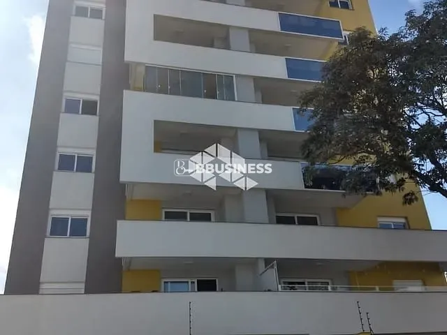 Apartamento 3 quartos e 1 banheiro, à venda, no bairro Madureira em Caxias do Sul