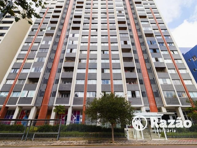 Apartamento 2 quartos e 2 banheiros, para alugar, no bairro Rebouças em Curitiba