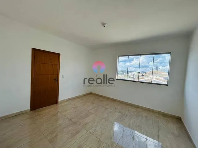 Apartamento 3 quartos e 2 banheiros, à venda, no bairro Europa em Contagem