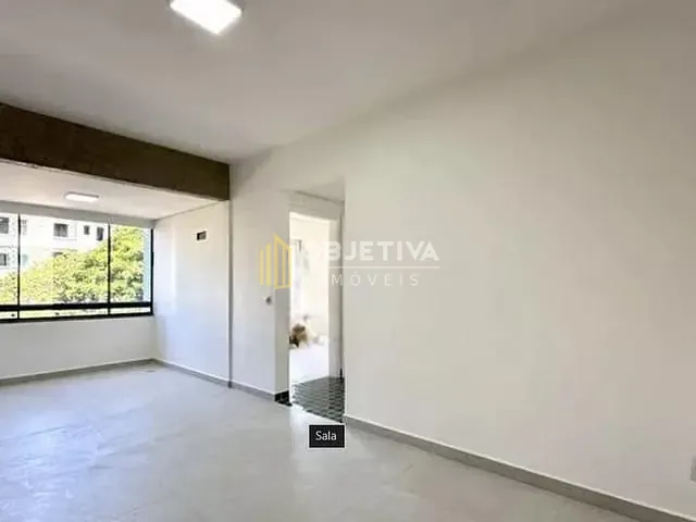 Apartamento 2 quartos e 1 banheiro, para alugar, no bairro Cristo Redentor em Porto Alegre