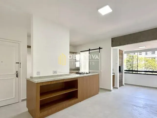 Apartamento 2 quartos e 1 banheiro, para alugar, no bairro Cristo Redentor em Porto Alegre