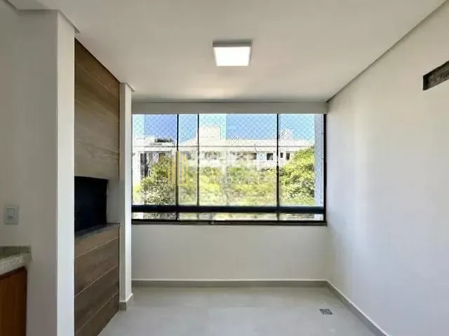 Apartamento 2 quartos e 1 banheiro, para alugar, no bairro Cristo Redentor em Porto Alegre