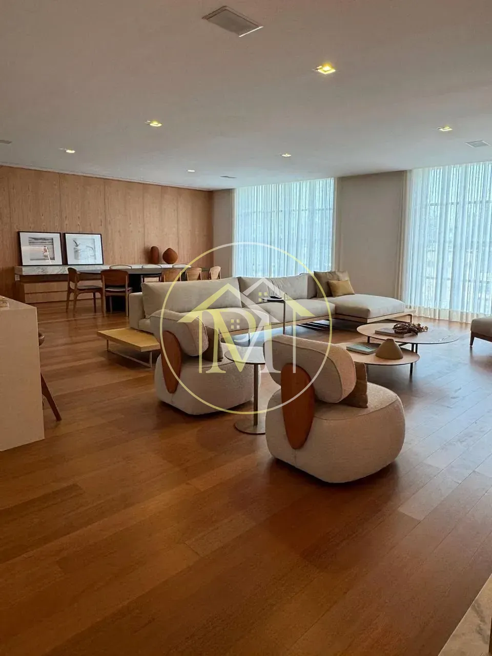Apartamento, 3 quartos, 370 m² - Foto 1
