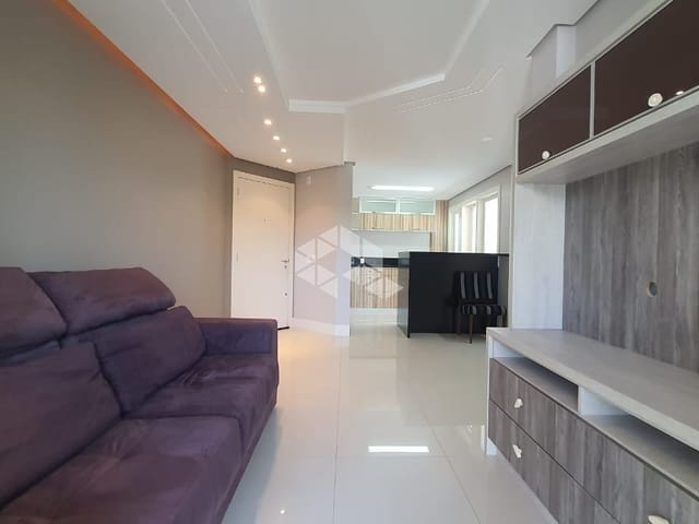 Apartamento 2 quartos e 2 banheiros, à venda, no bairro São Leopoldo em Caxias do Sul