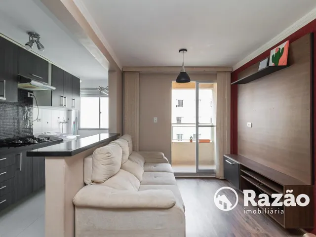 Apartamento 2 quartos e 2 banheiros, para alugar, no bairro Portão em Curitiba