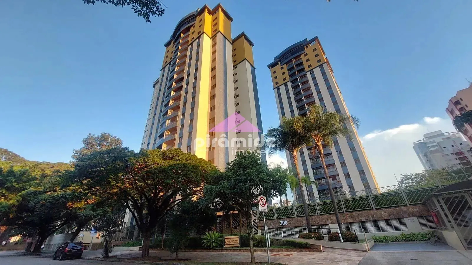 Apartamento, 3 quartos, 99 m² - Foto 1