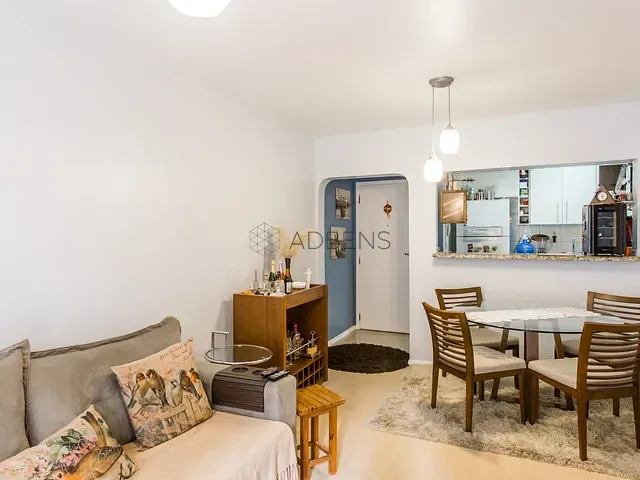 Apartamento 2 quartos e 2 banheiros, à venda, no bairro Itaim Bibi em São Paulo