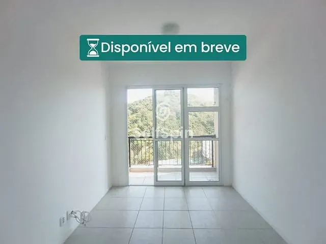 Apartamento com 64m² 2 quartos e 1 banheiro, para alugar, no bairro Centro em Niterói