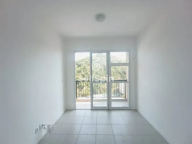 Apartamento com 64m² 2 quartos e 1 banheiro, para alugar, no bairro Centro em Niterói