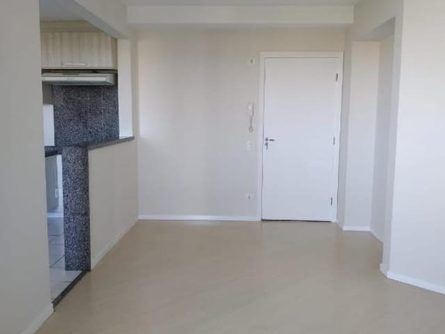 Apartamento com 119m² 3 quartos e 2 banheiros, para alugar, no bairro Andrade em Londrina