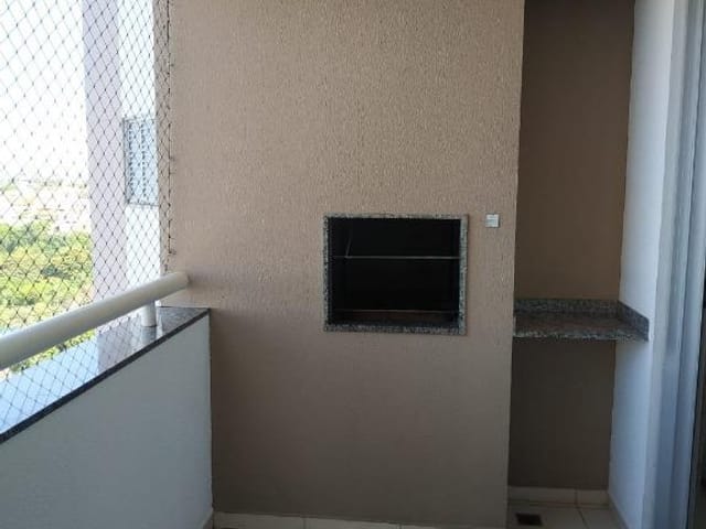 Apartamento com 119m² 3 quartos e 2 banheiros, para alugar, no bairro Andrade em Londrina