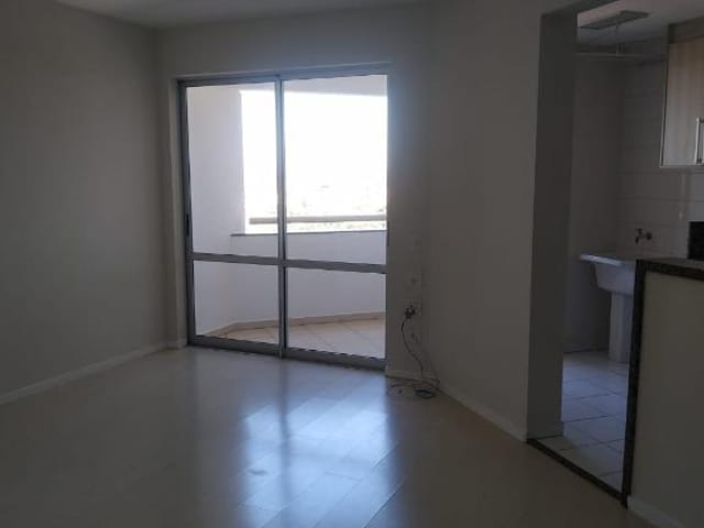 Apartamento com 119m² 3 quartos e 2 banheiros, para alugar, no bairro Andrade em Londrina