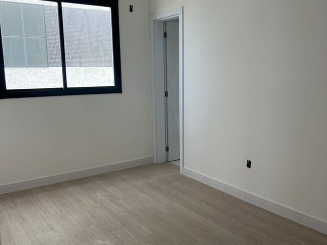 Apartamento com 125m², à venda, no bairro Meia Praia em Itapema