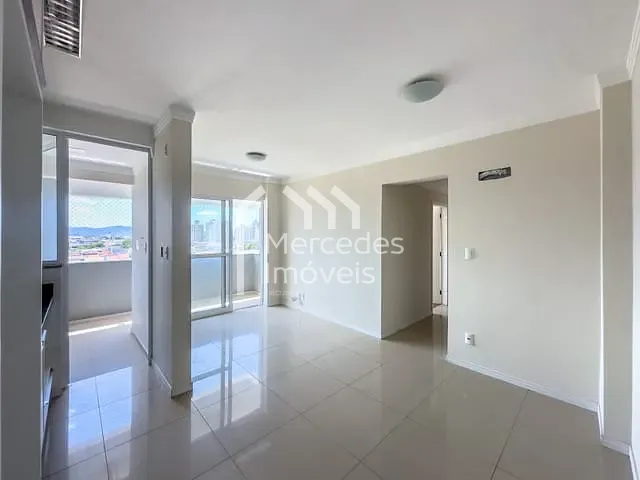 Apartamento 3 quartos e 2 banheiros, à venda, no bairro São Judas em Itajaí