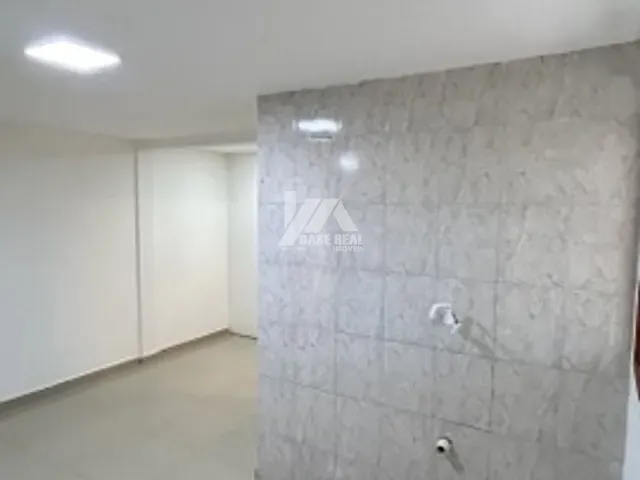 Apartamento 2 quartos e 1 banheiro, à venda ou para alugar, no bairro Santa Cruz em Guarapuava