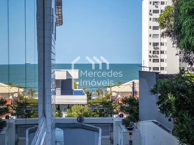 Apartamento com 110m² 2 quartos e 2 banheiros, à venda, no bairro Cabeçudas em Itajaí