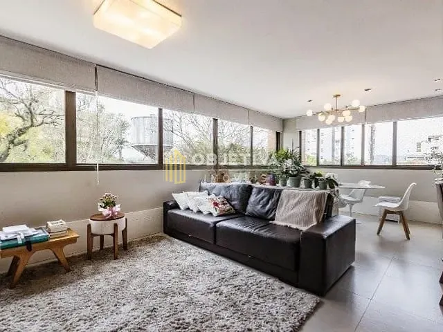 Apartamento 2 quartos e 3 banheiros, à venda, no bairro Petrópolis em Porto Alegre