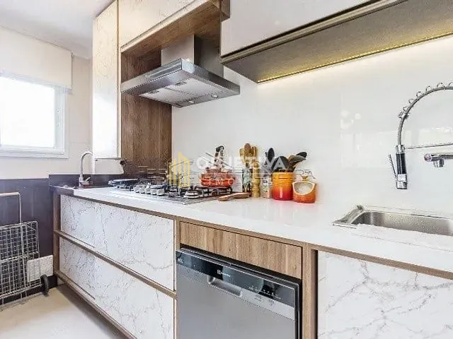 Apartamento 2 quartos e 3 banheiros, à venda, no bairro Petrópolis em Porto Alegre