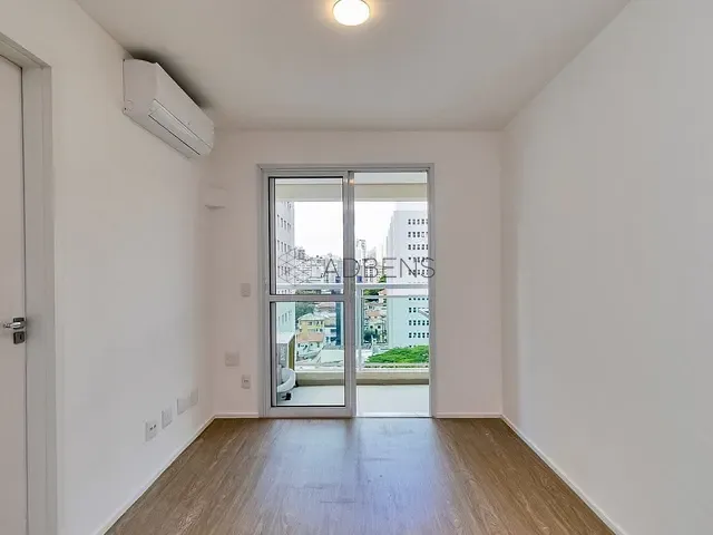 Apartamento 1 quarto e 1 banheiro, para alugar, no bairro Barra Funda em São Paulo