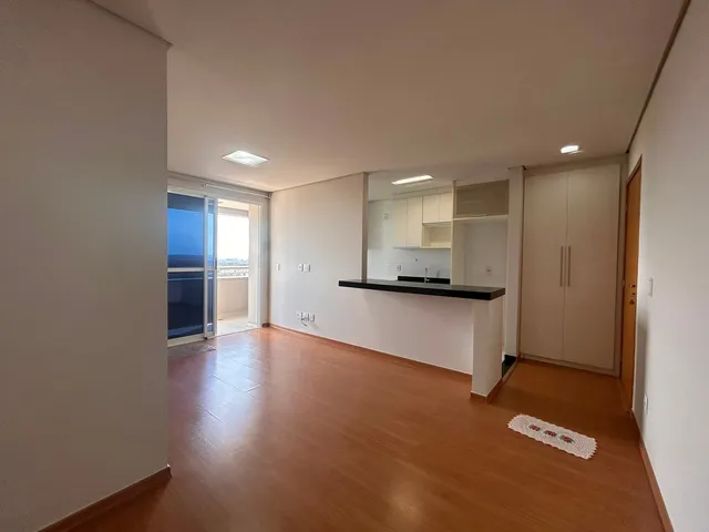 Apartamento com 105m² 3 quartos e 2 banheiros, para alugar, no bairro Gleba Palhano em Londrina