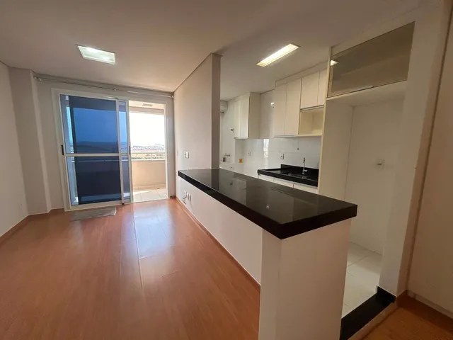 Apartamento com 105m² 3 quartos e 2 banheiros, para alugar, no bairro Gleba Palhano em Londrina