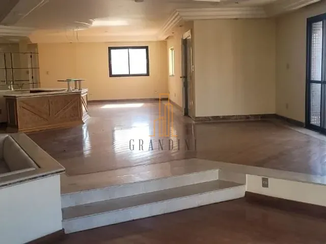 Apartamento com 615m² 5 quartos e 4 banheiros, à venda, no bairro Jardim em Santo André