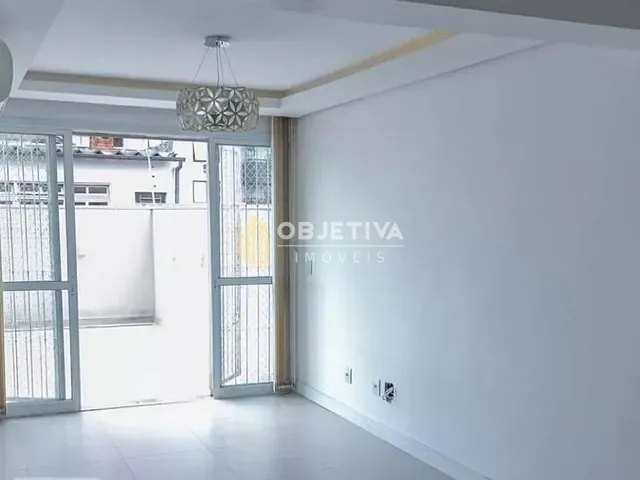 Apartamento 2 quartos e 2 banheiros, à venda, no bairro Santana em Porto Alegre