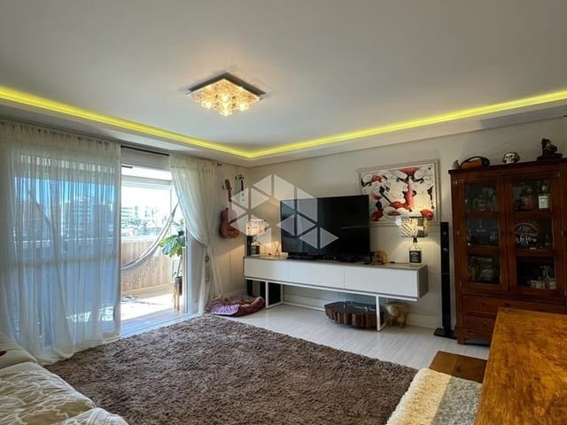 Apartamento com 371m² 3 quartos e 2 banheiros, à venda, no bairro Sanvitto em Caxias do Sul
