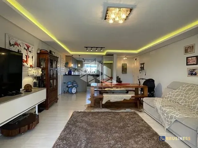Apartamento com 371m² 3 quartos e 2 banheiros, à venda, no bairro Sanvitto em Caxias do Sul