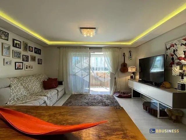 Apartamento com 371m² 3 quartos e 2 banheiros, à venda, no bairro Sanvitto em Caxias do Sul