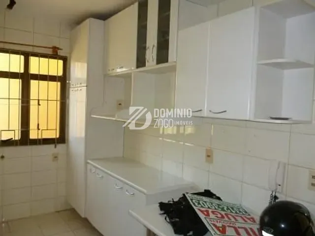 Apartamento 2 quartos e 1 banheiro, à venda, no bairro Bom Retiro em Uberaba