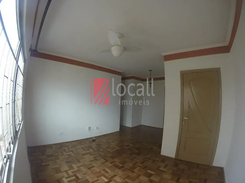 Apartamento com 2 quartos à venda, 70m² — foto 1 de 21