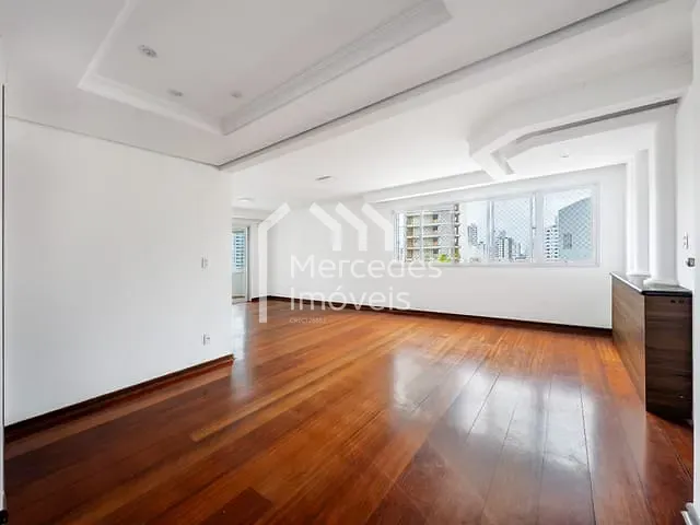 Apartamento com 201m² 3 quartos e 2 banheiros, à venda, no bairro Centro em Itajaí