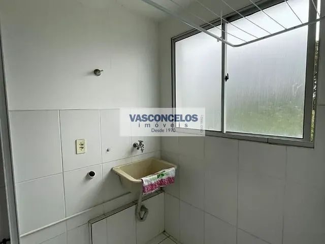 Apartamento 2 quartos e 1 banheiro, à venda ou para alugar, no bairro Vila Tesouro em São José dos Campos