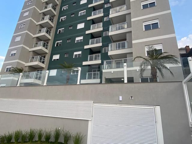 Apartamento 2 quartos e 1 banheiro, à venda, no bairro Cinqüentenário em Caxias do Sul