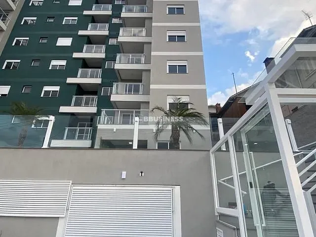Apartamento 2 quartos e 1 banheiro, à venda, no bairro Cinqüentenário em Caxias do Sul