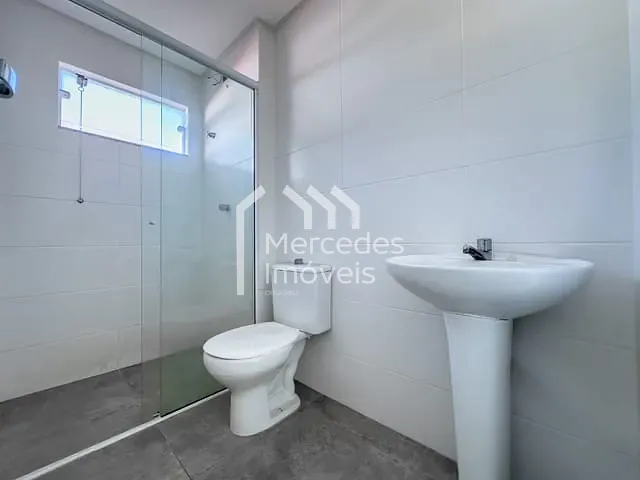Apartamento 2 quartos e 1 banheiro, para alugar, no bairro Centro em Itajaí