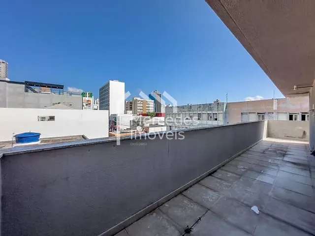 Apartamento 2 quartos e 1 banheiro, para alugar, no bairro Centro em Itajaí