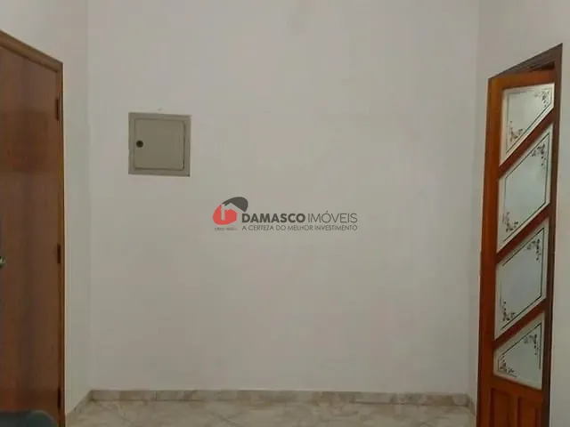 Apartamento 2 quartos e 1 banheiro, para alugar, no bairro Santa Maria em São Caetano do Sul