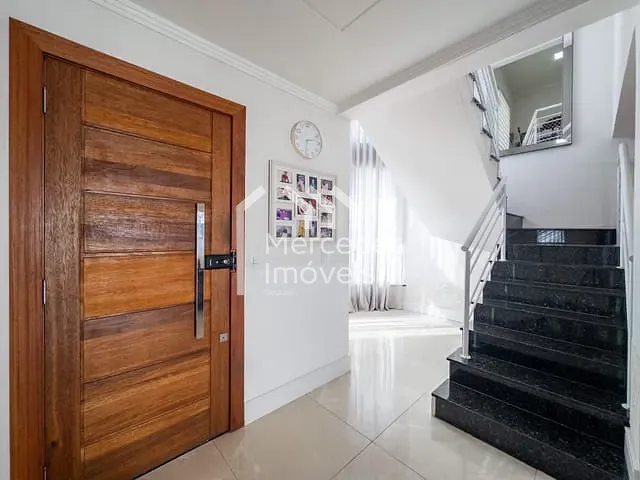 Casa 3 quartos e 3 banheiros, à venda, no bairro São Judas em Itajaí